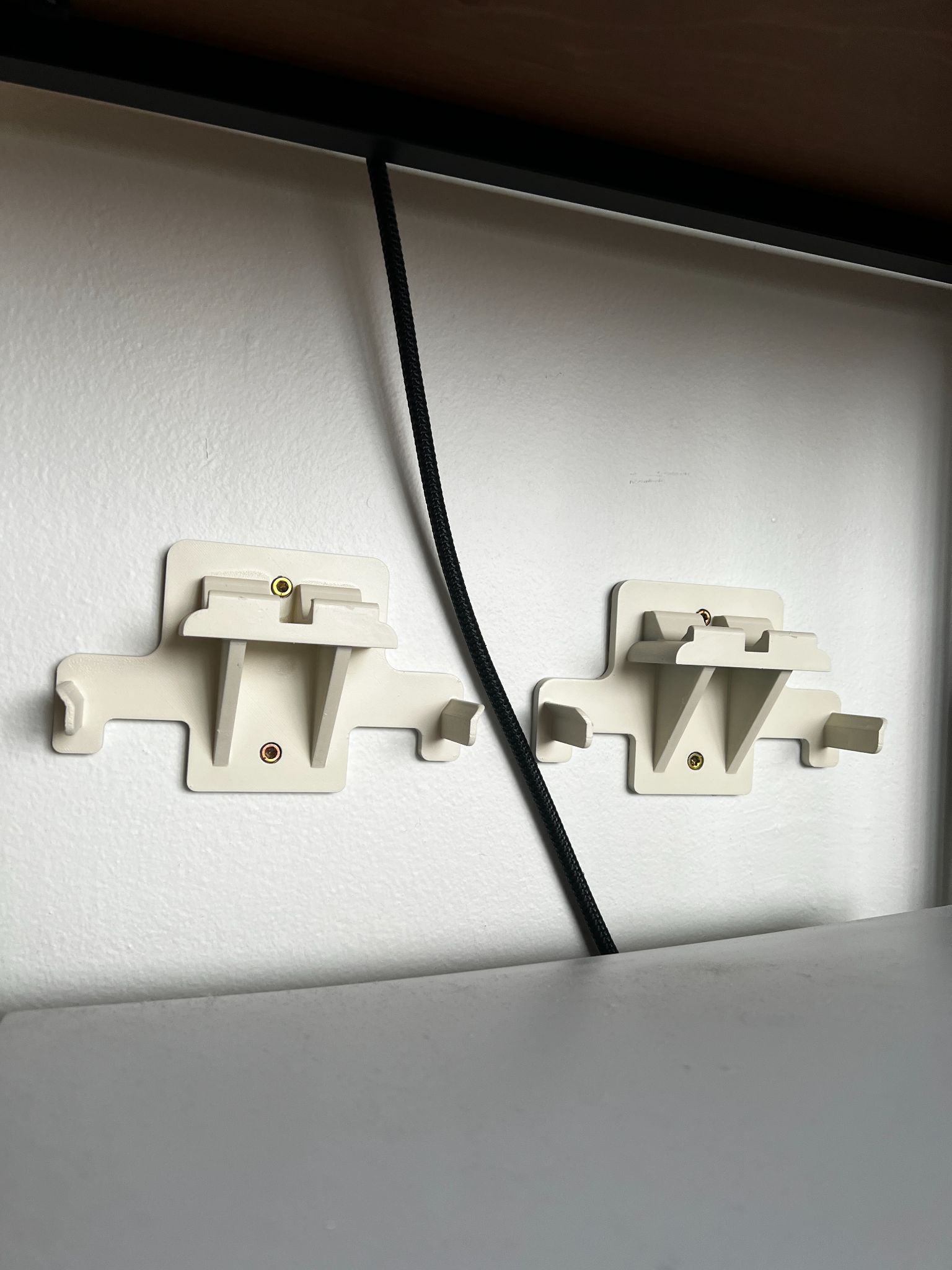 Playstation Controller Wall Stand — image 3